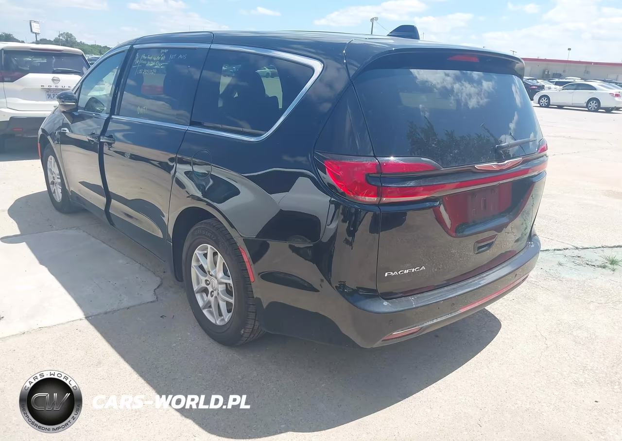 2025 Chrysler Pacifica Select VIN:2C4RC1BG1SR611629 - 3