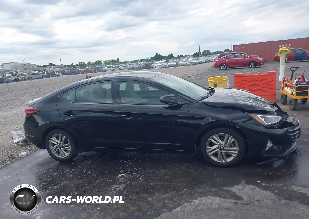 2020 Hyundai Elantra Sel VIN:5NPD84LF8LH510945 - 13