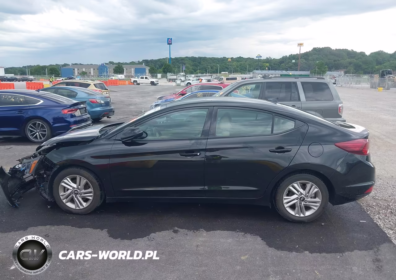2020 Hyundai Elantra Sel VIN:5NPD84LF8LH510945 - 14