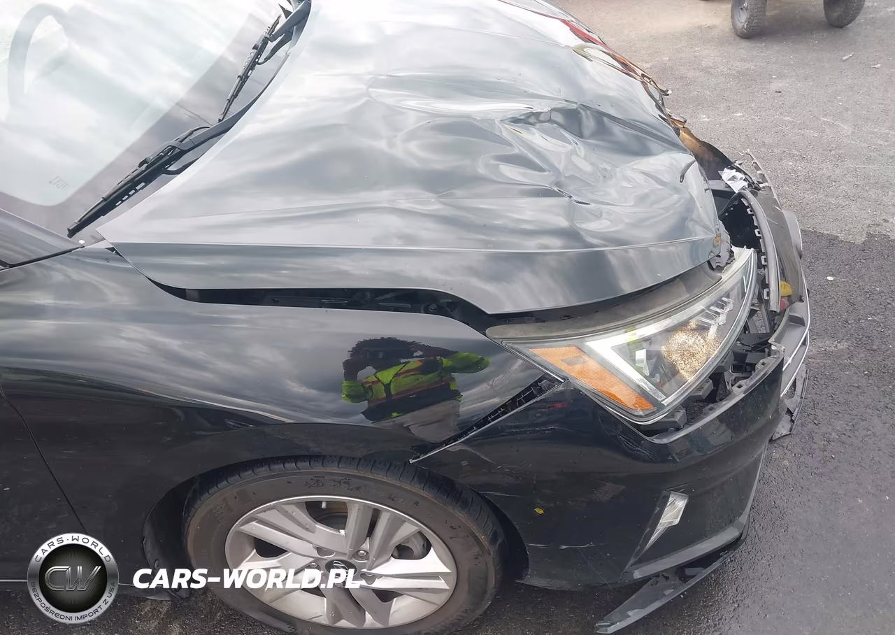 2020 Hyundai Elantra Sel VIN:5NPD84LF8LH510945 - 18
