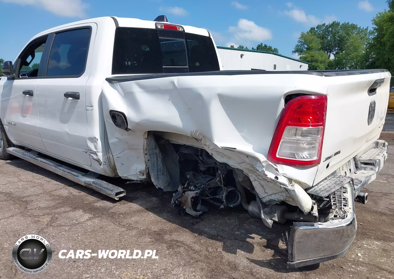 2024 Ram 1500 Big Horn 4X4 5'7 Box VIN:1C6SRFFT1RN184746 - 16