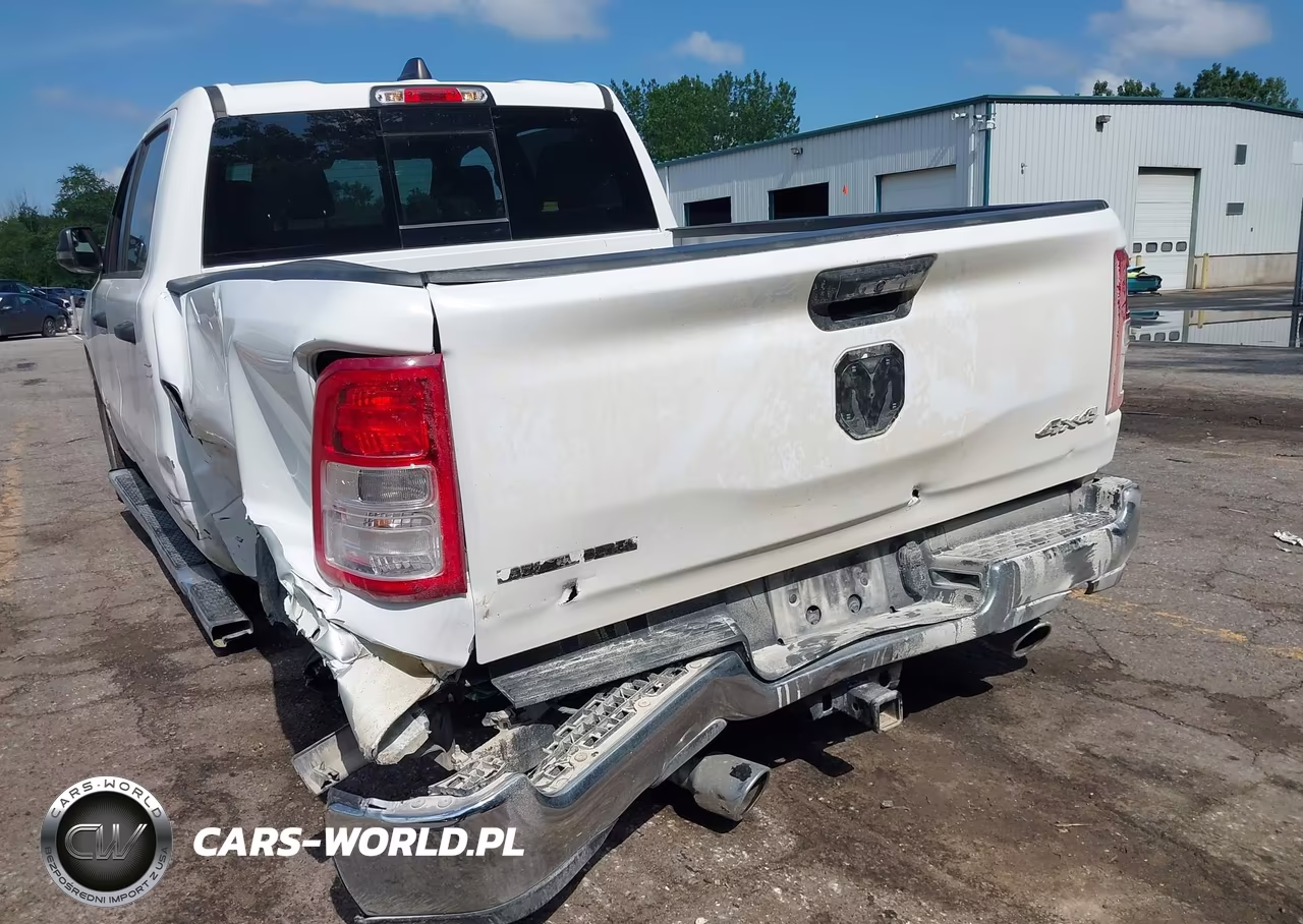 2024 Ram 1500 Big Horn 4X4 5'7 Box VIN:1C6SRFFT1RN184746 - 17