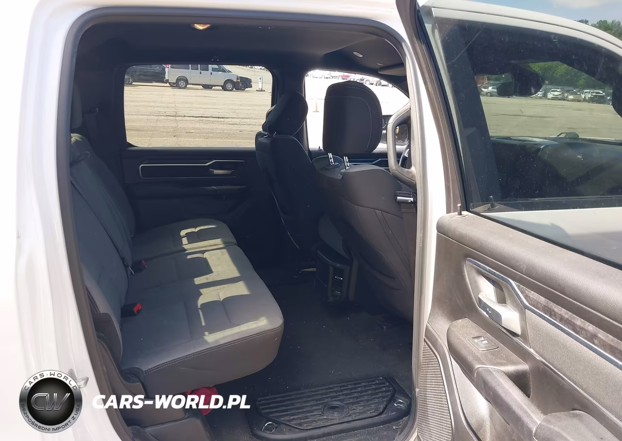2024 Ram 1500 Big Horn 4X4 5'7 Box VIN:1C6SRFFT1RN184746 - 8