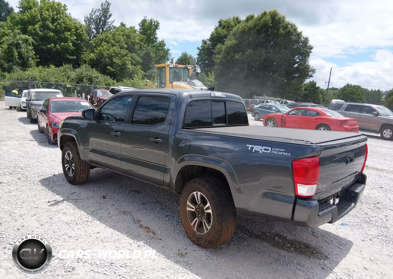 2017 Toyota Tacoma Sr VIN:5TFAX5GN3HX084994 - 3