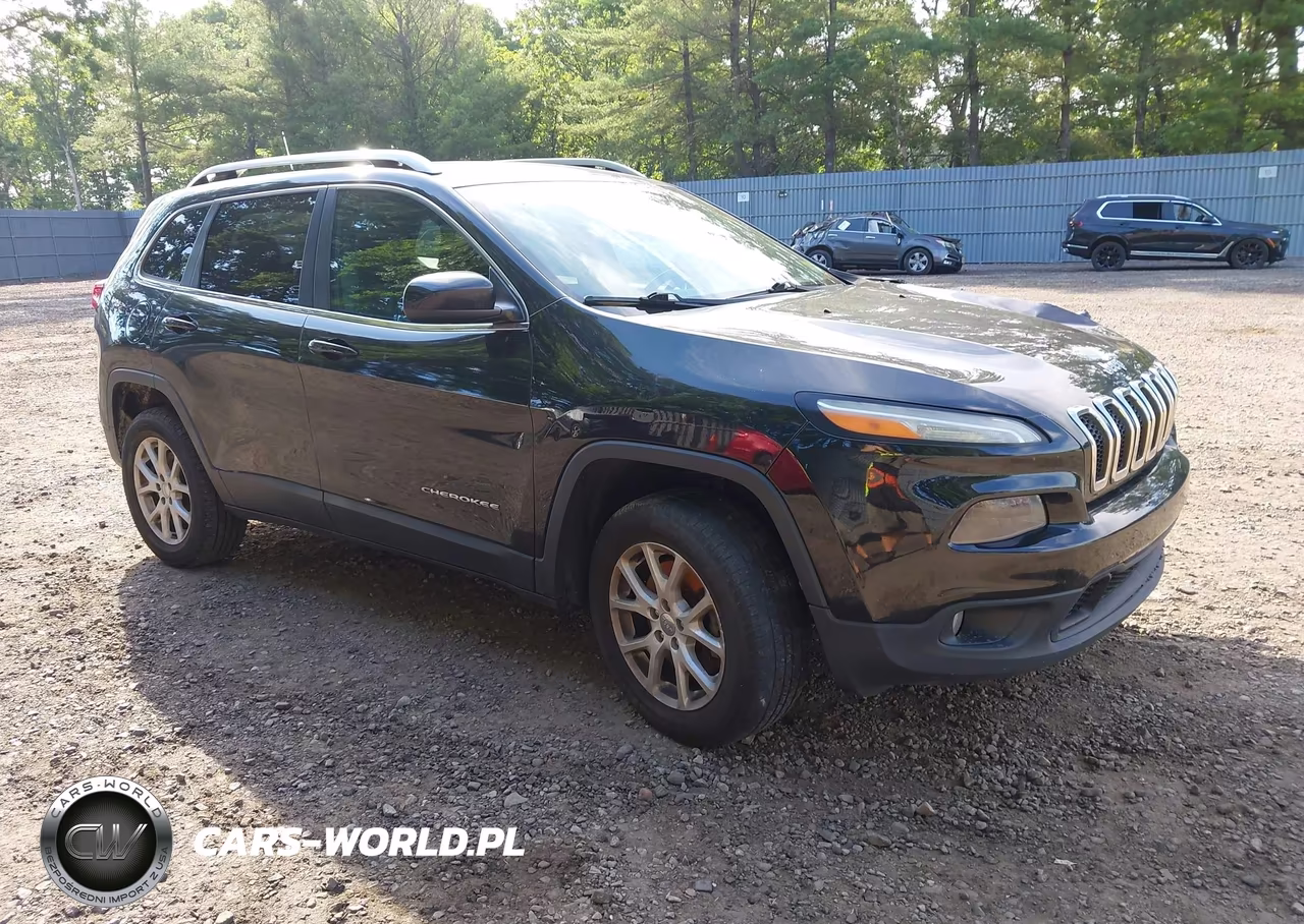 2016 Jeep Cherokee Latitude – zdjęcie 1 z 17