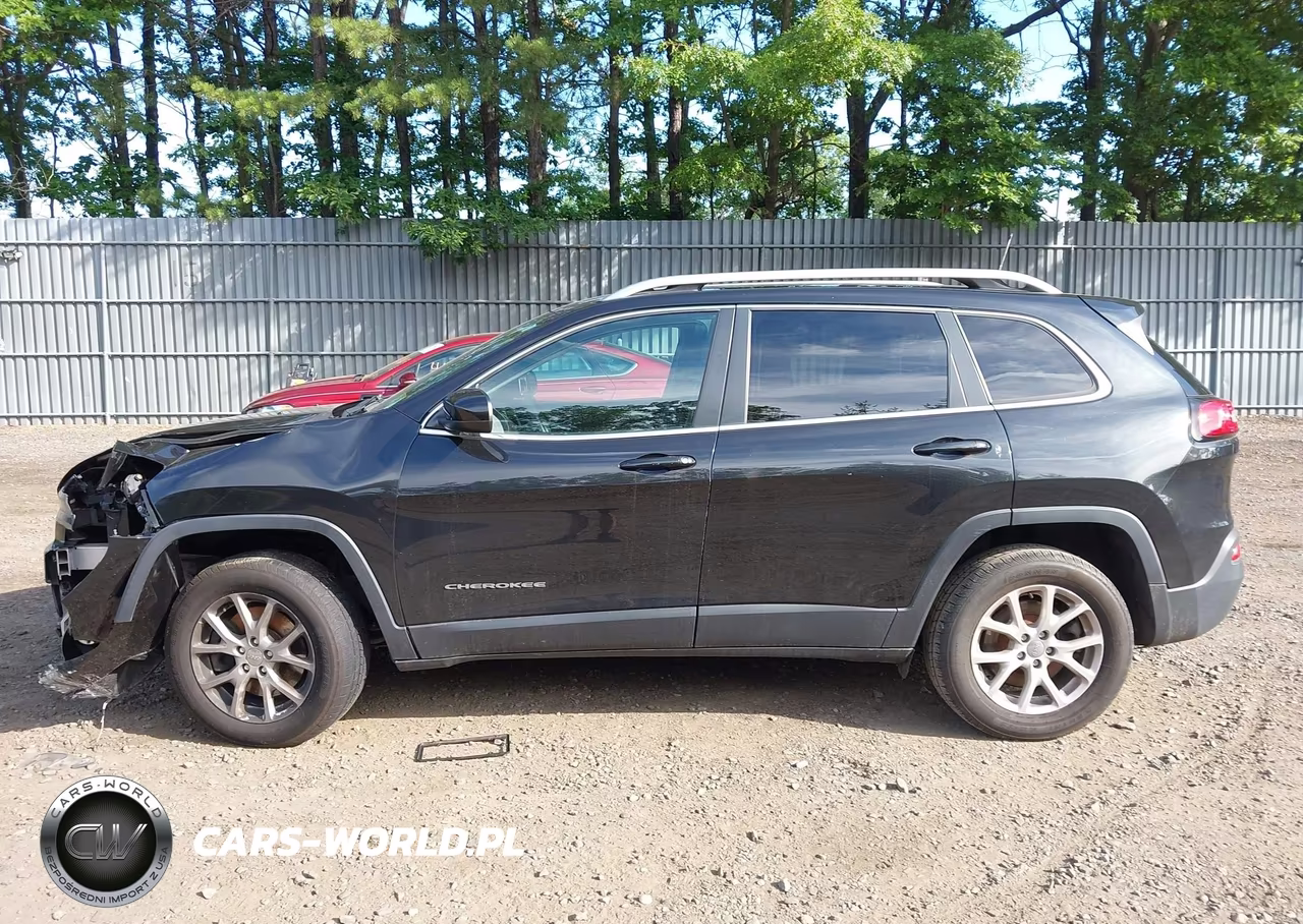 2016 Jeep Cherokee Latitude VIN:1C4PJMCB7GW219125 - 14