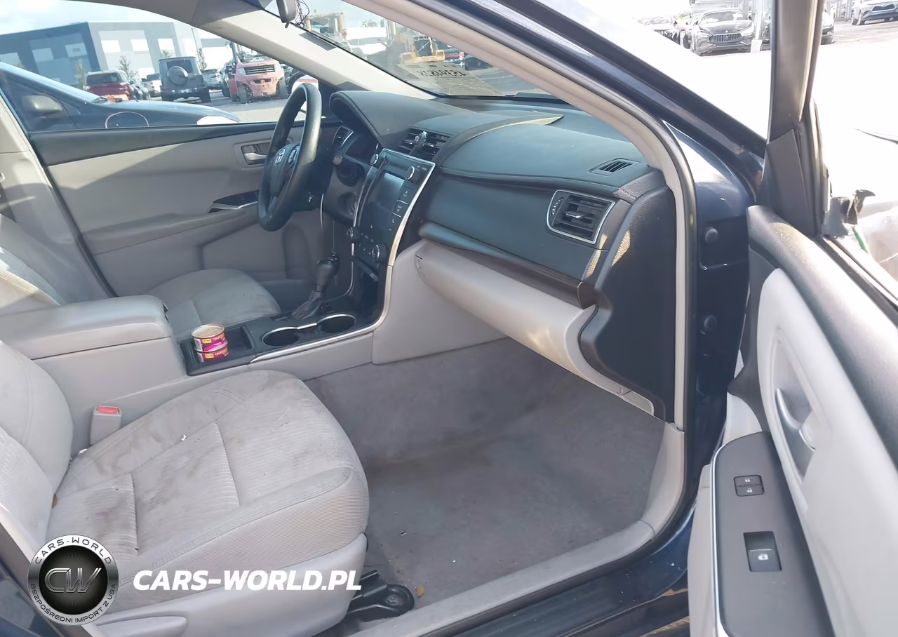 2016 Toyota Camry Le VIN:4T4BF1FK5GR571235 - 5