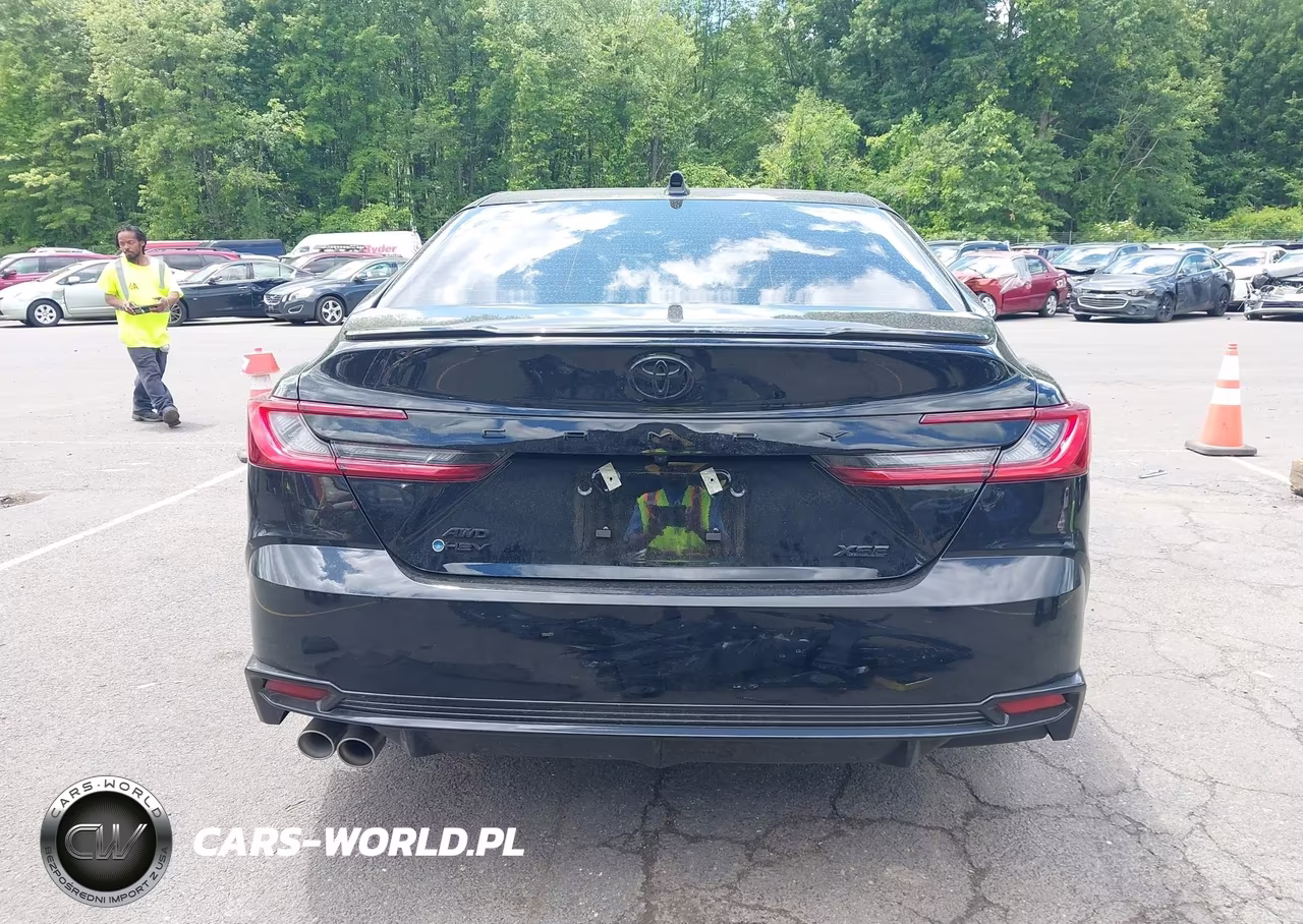 2026 Toyota Camry Xse VIN:4T1DBADK6TU554343 - 17