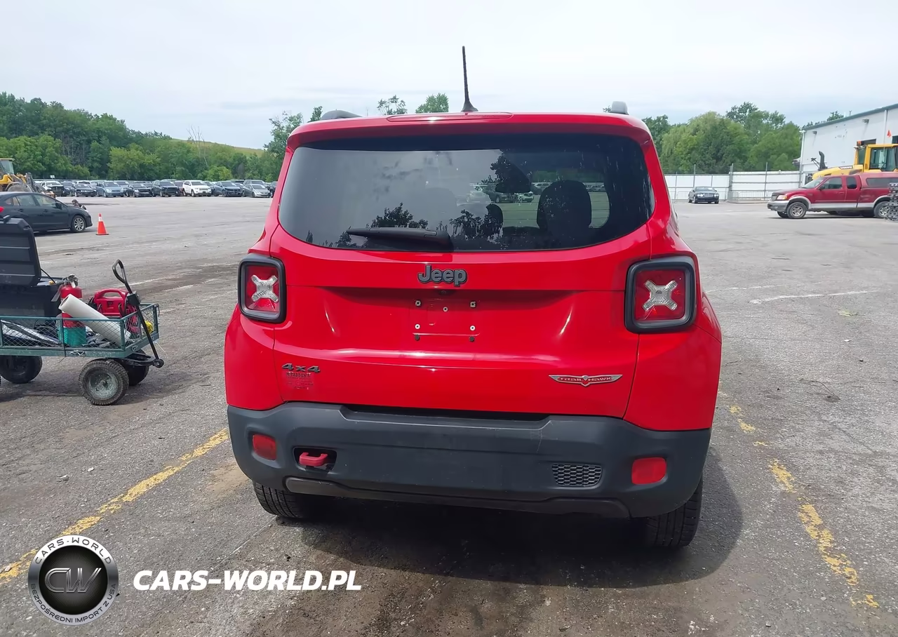 2015 Jeep Renegade Trailhawk VIN:ZACCJBCT0FPB61410 - 16