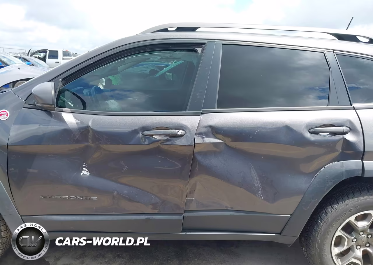 2021 Jeep Cherokee Trailhawk 4X4 VIN:1C4PJMBXXMD191180 - 14