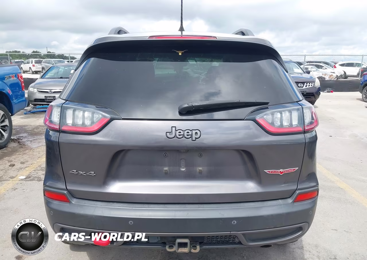 2021 Jeep Cherokee Trailhawk 4X4 VIN:1C4PJMBXXMD191180 - 16