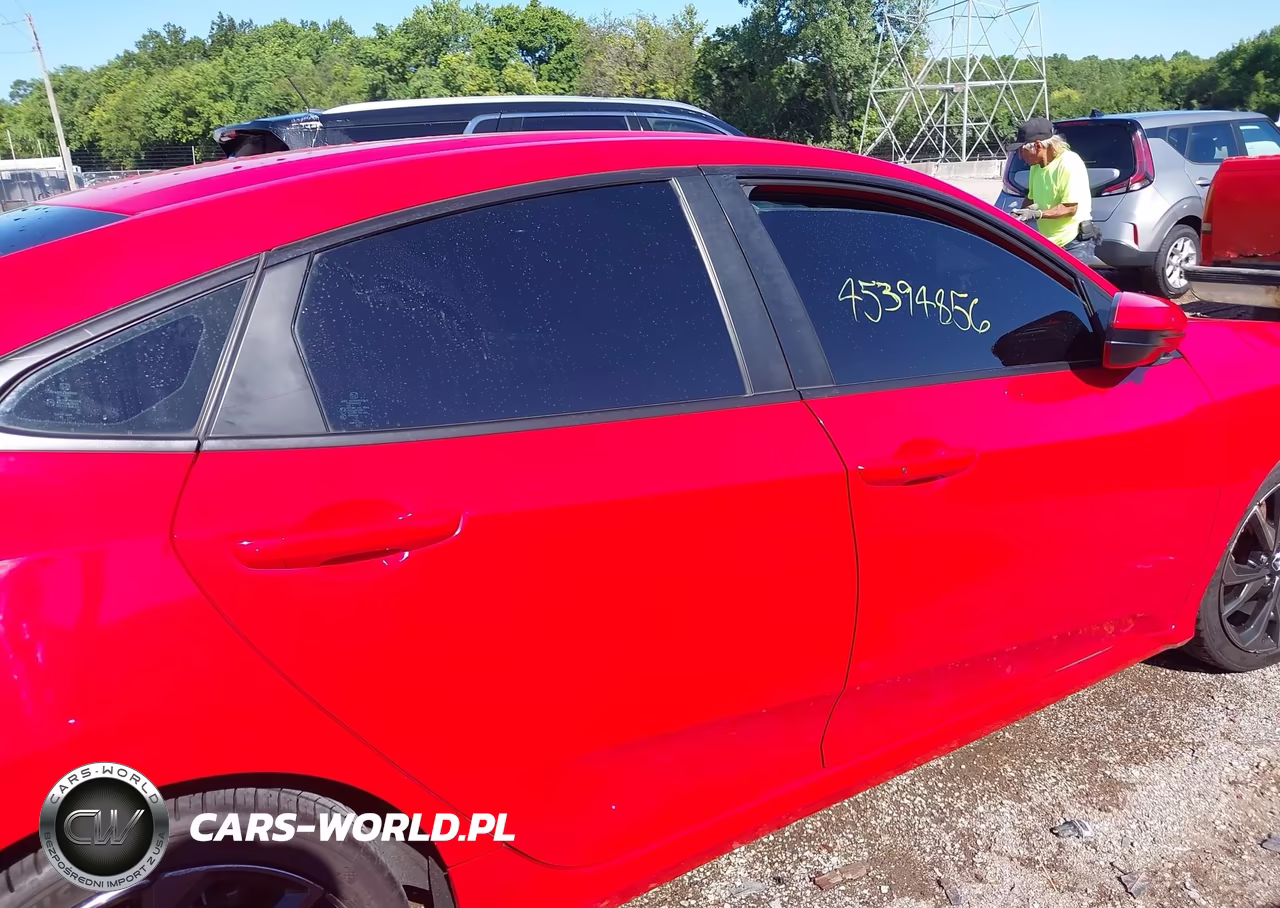 2020 Honda Civic Sport VIN:2HGFC2F85LH599716 - 13