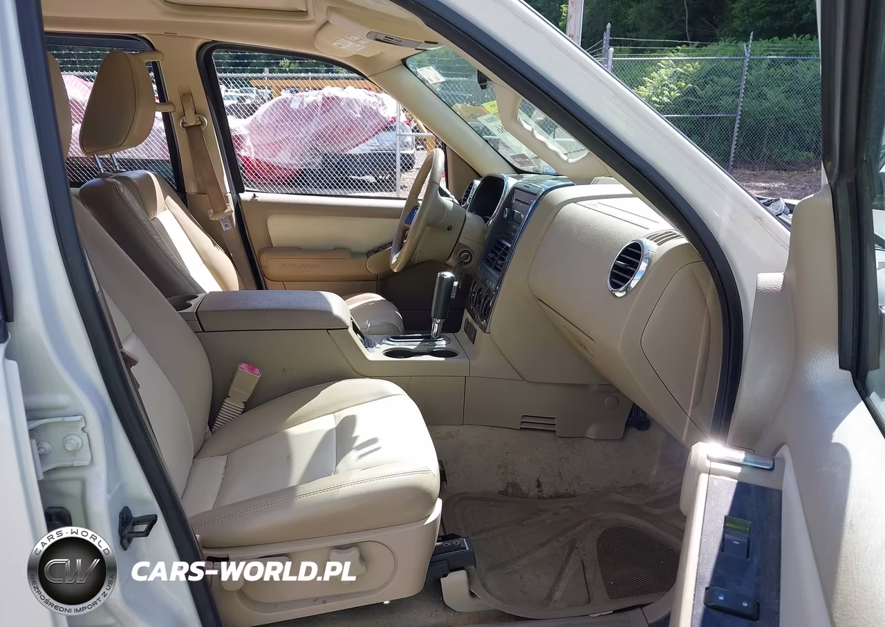 2010 Ford Explorer Xlt VIN:1FMEU7DEXAUA80759 - 5