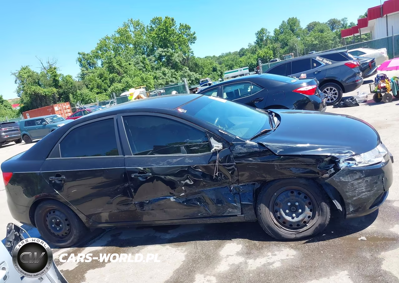 2010 Kia Forte Lx VIN:KNAFT4A23A5212885 - 13
