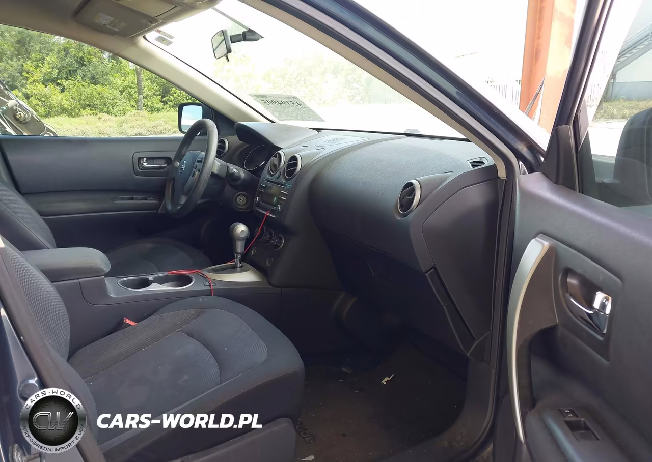 2015 Nissan Rogue Select S VIN:JN8AS5MT2FW156552 - 5