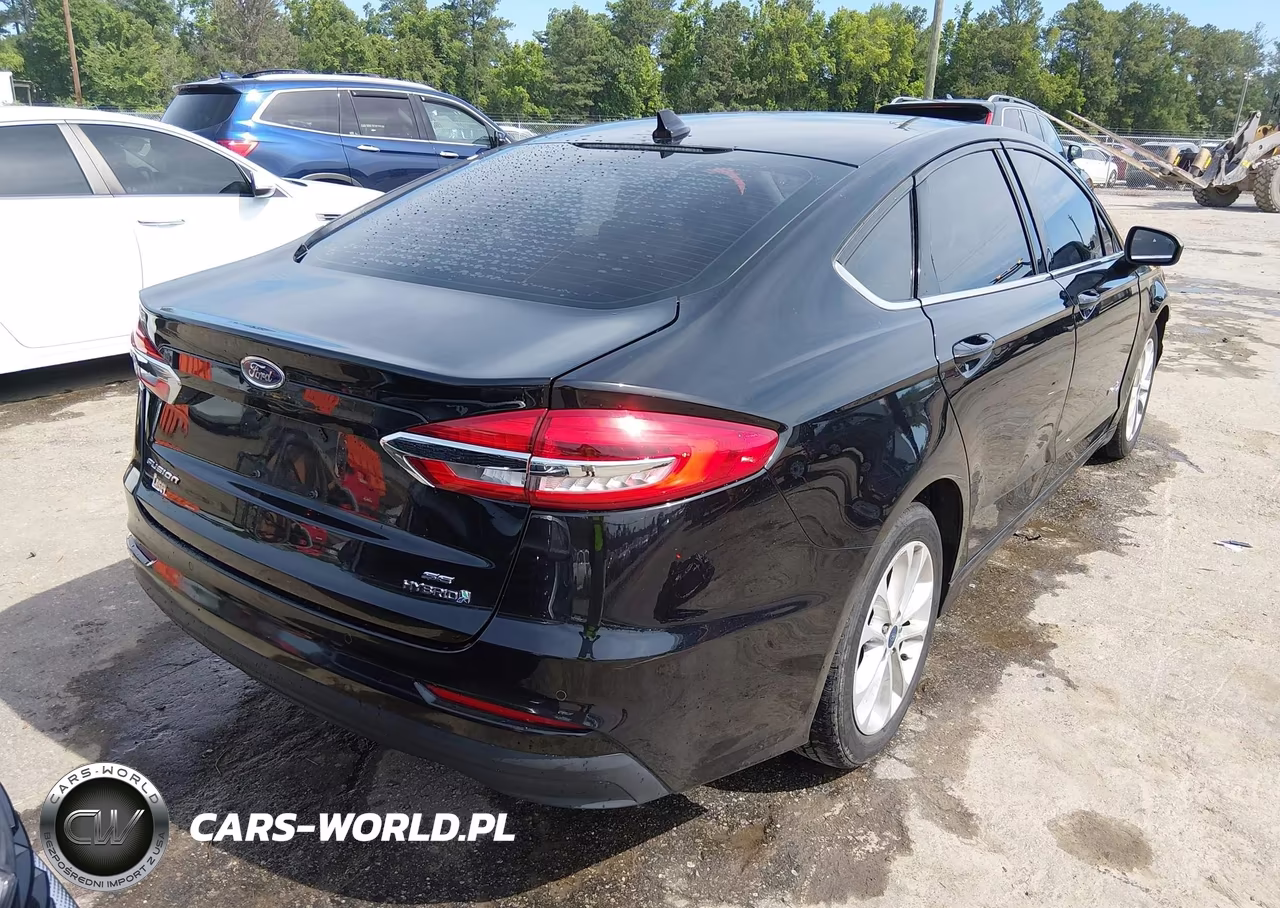 2019 Ford Fusion Hybrid Se VIN:3FA6P0LU3KR119111 - 4