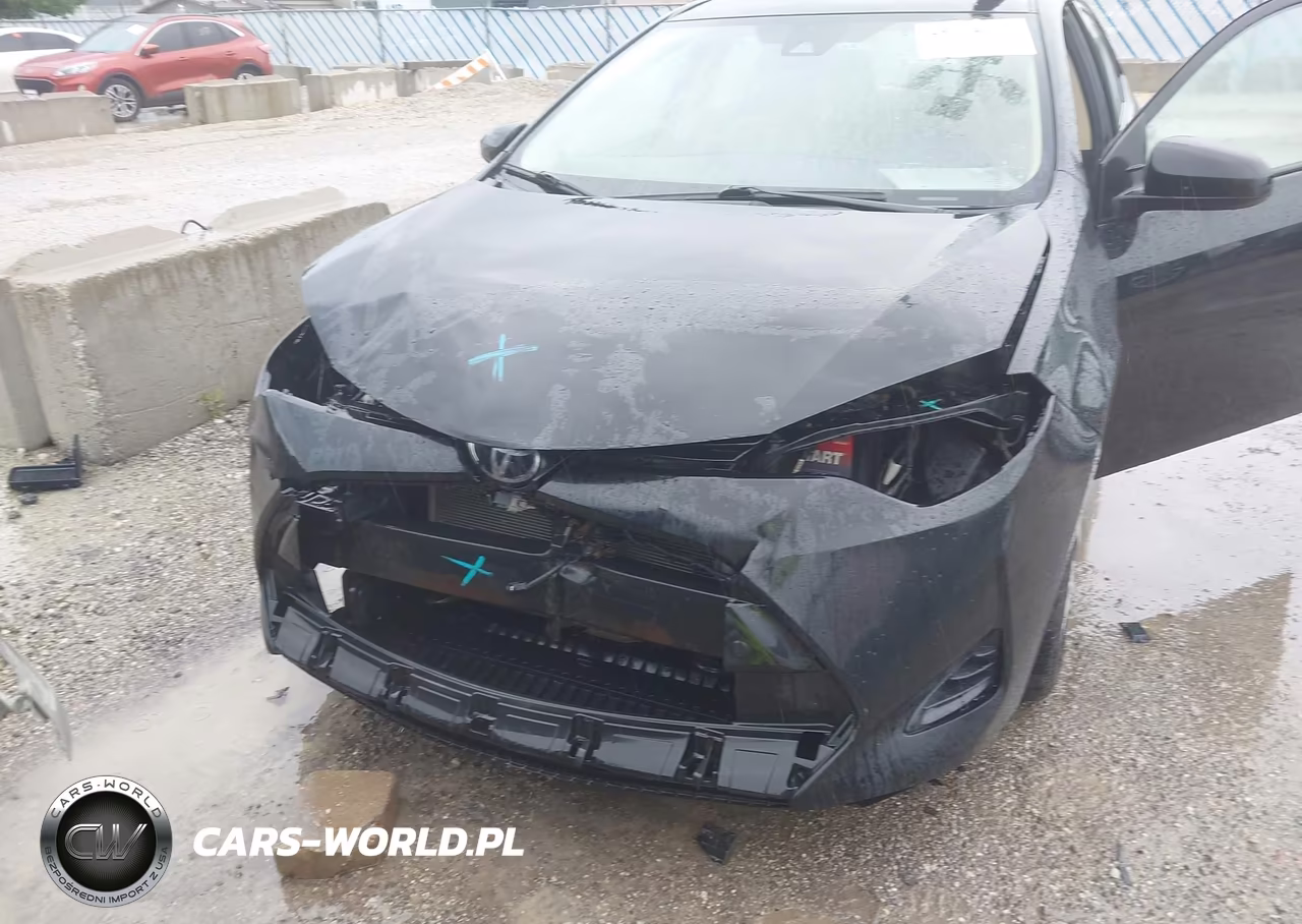 2017 Toyota Corolla Le VIN:2T1BURHE9HC945791 - 6