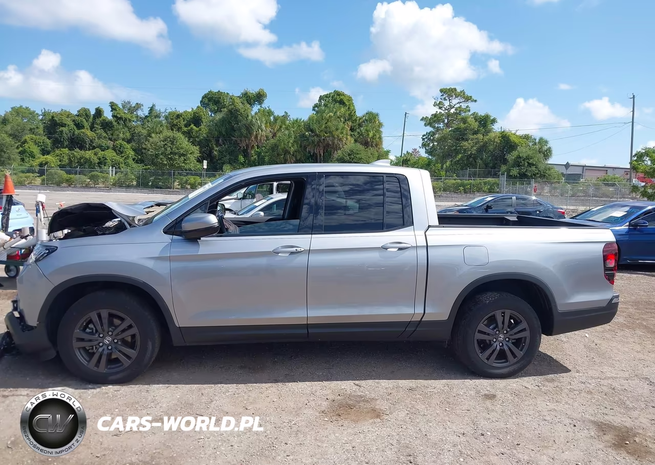 2019 Honda Ridgeline Sport VIN:5FPYK3F18KB044015 - 13
