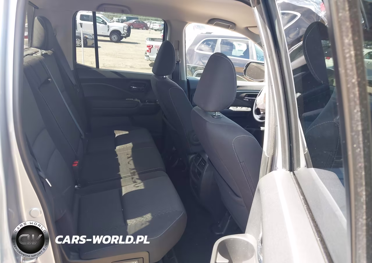 2019 Honda Ridgeline Sport VIN:5FPYK3F18KB044015 - 8