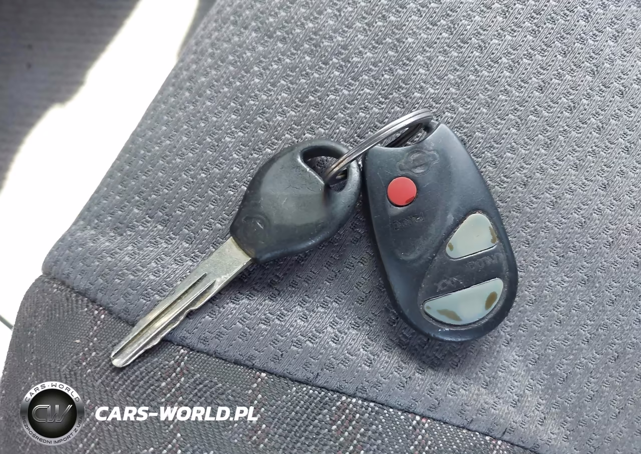 2001 Nissan Xterra Xe VIN:5N1ED28Y81C582196 - 11