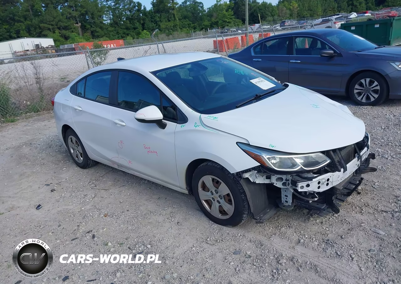 2017 Chevrolet Cruze Ls Auto – zdjęcie 1 z 11