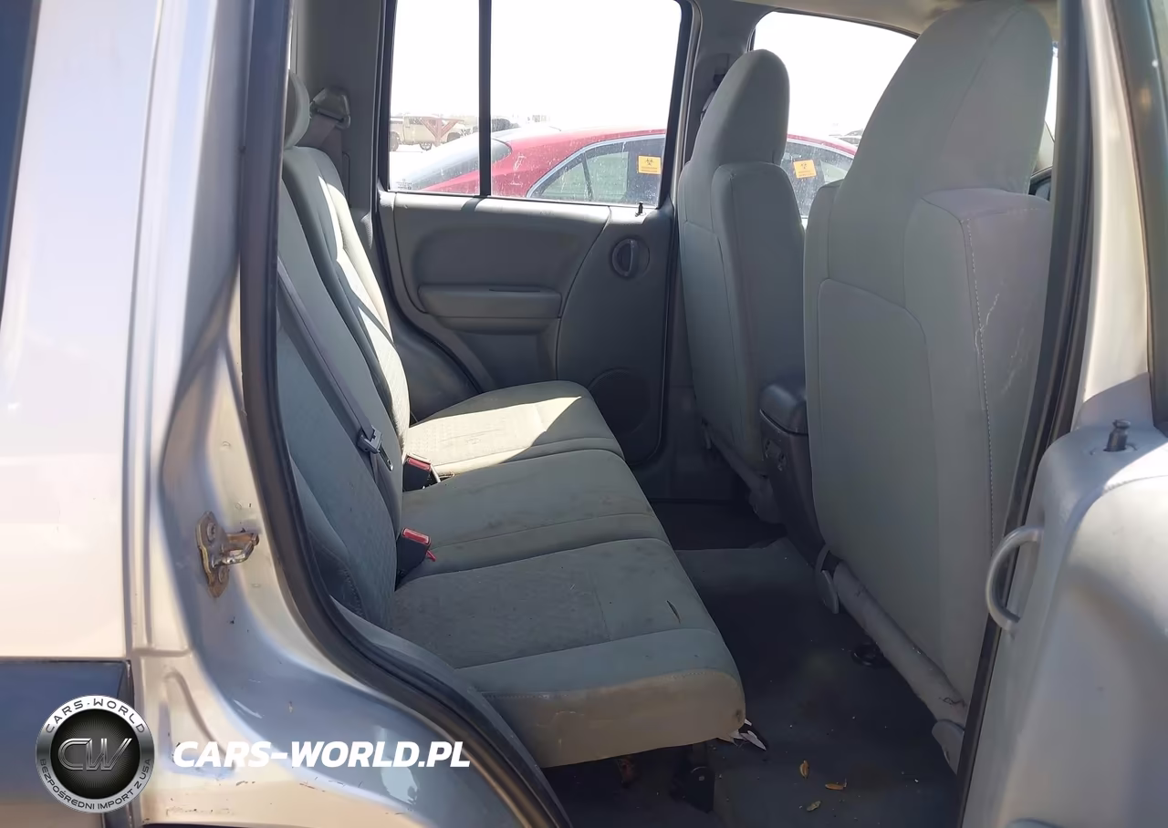 2006 Jeep Liberty Sport VIN:1J4GL48K76W257305 - 8