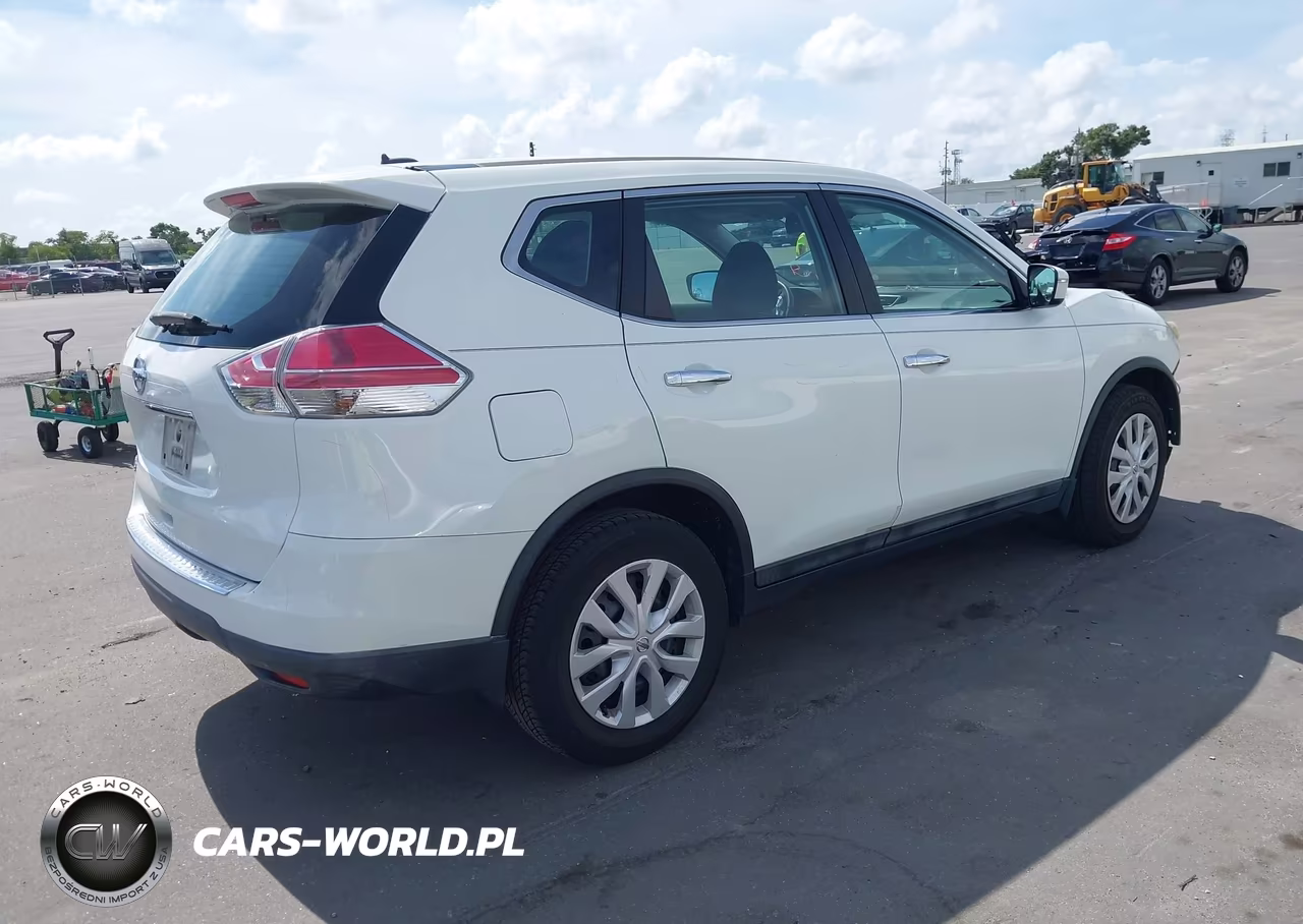 2015 Nissan Rogue S VIN:5N1AT2MT0FC839791 - 4