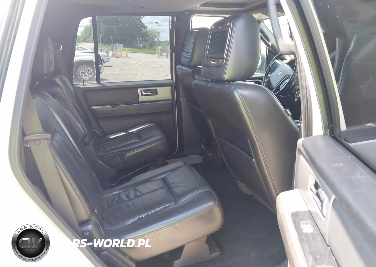 2012 Ford Expedition Limited VIN:1FMJU2A57CEF46733 - 8
