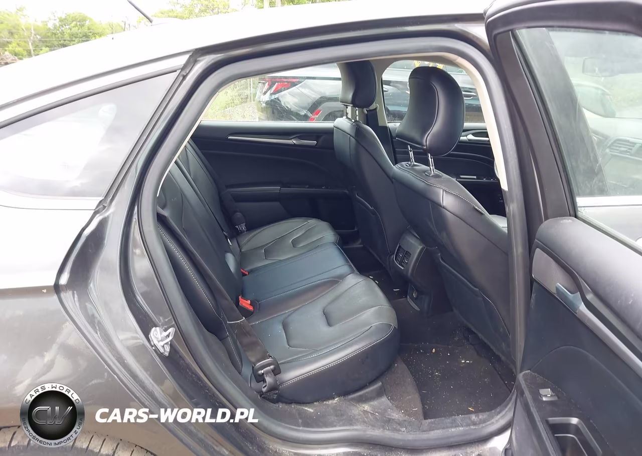 2019 Ford Fusion Energi Titanium VIN:3FA6P0SU6KR228194 - 8