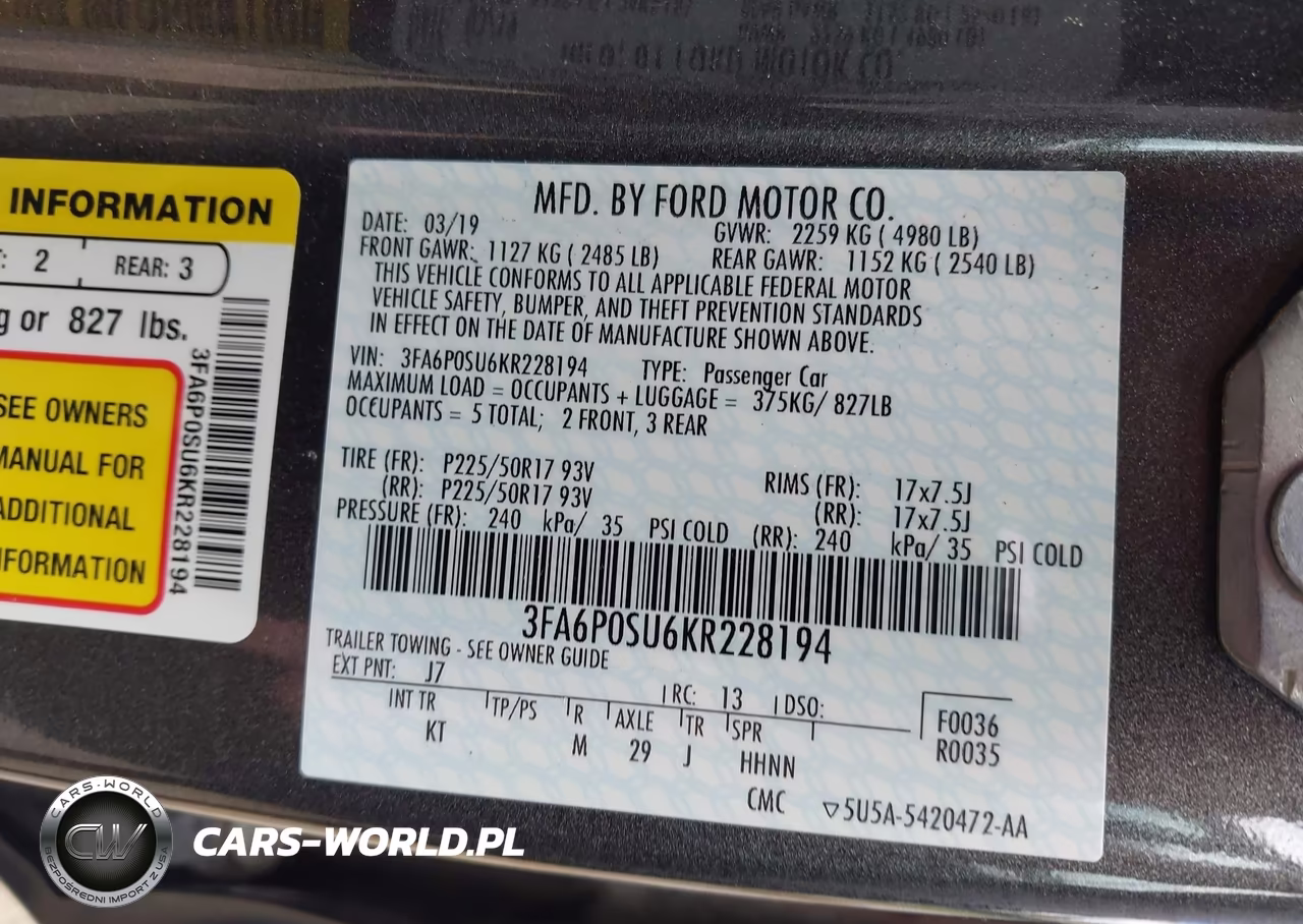 2019 Ford Fusion Energi Titanium VIN:3FA6P0SU6KR228194 - 9