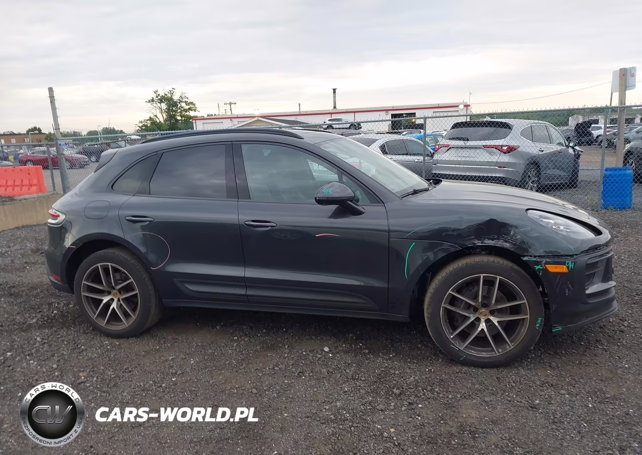 2022 Porsche Macan VIN:WP1AA2A59NLB08676 - 13