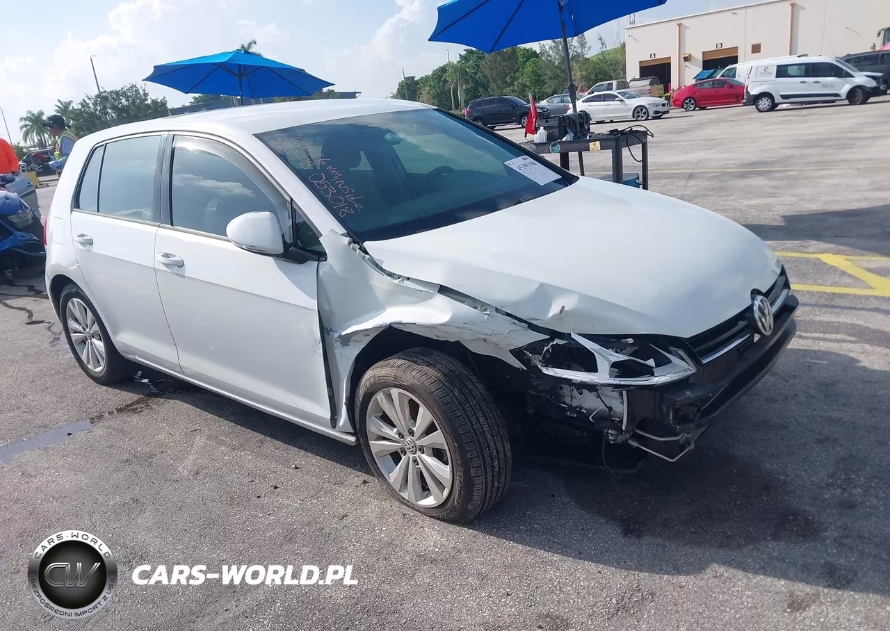 2015 Volkswagen Golf Tdi S 4-Door – zdjęcie 1 z 17