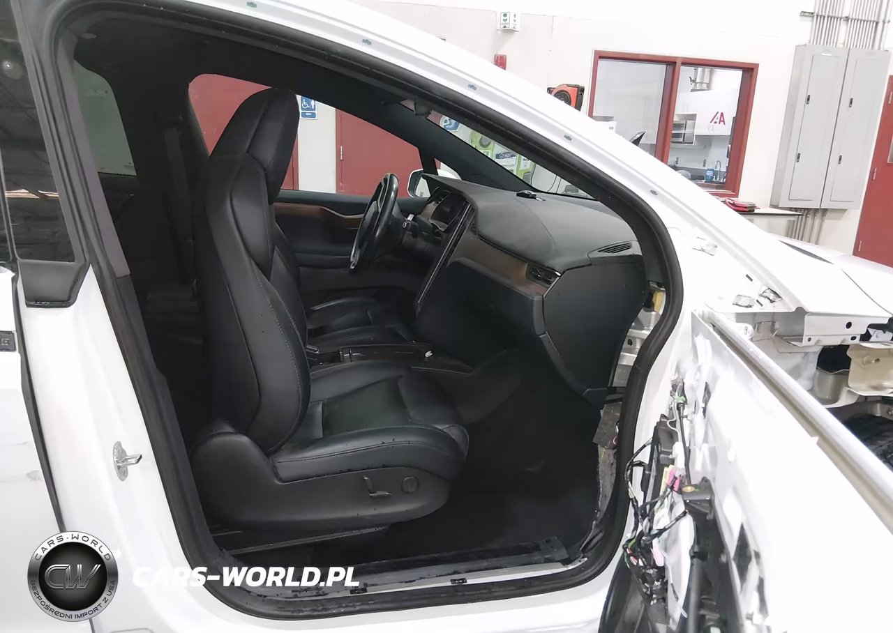 2018 Tesla Model X 100D-75D-P100D VIN:5YJXCDE23JF140599 - 5