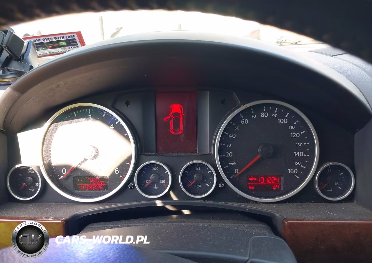 2010 Volkswagen Touareg V6 Tdi VIN:WVGFK7A92AD003434 - 7