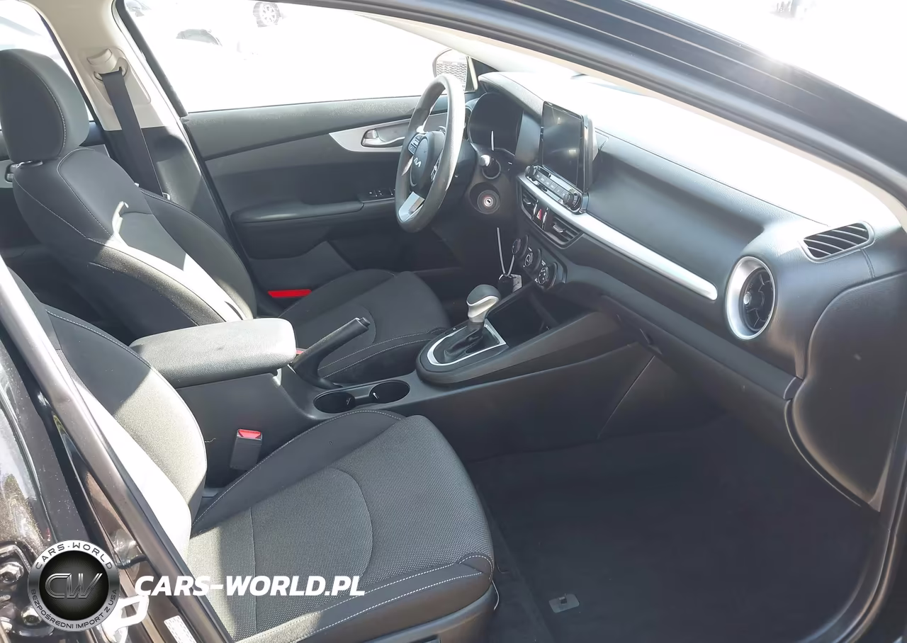 2023 Kia Forte Lxs VIN:3KPF24AD9PE665560 - 5