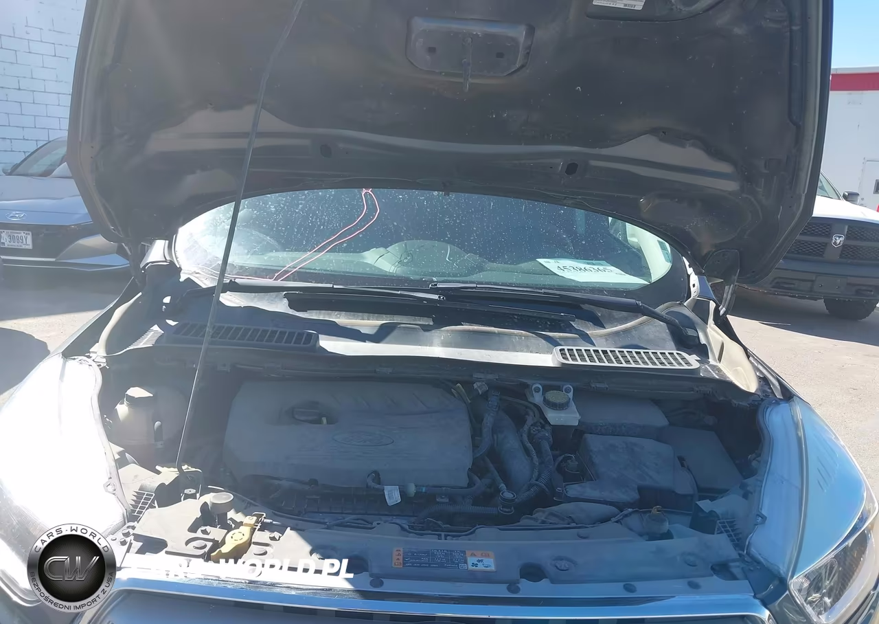 2018 Ford Escape Se VIN:1FMCU9GD7JUC38836 - 10