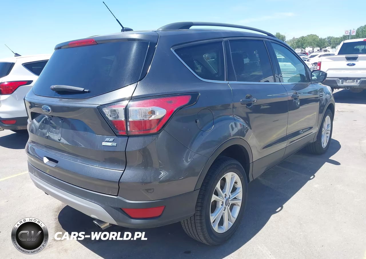 2018 Ford Escape Se VIN:1FMCU9GD7JUC38836 - 4
