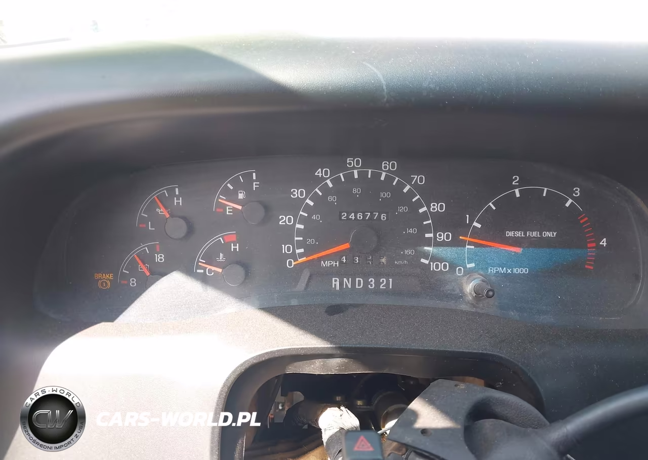 2002 Ford F-650 Xl-Xlt VIN:3FDNW65502MA09966 - 5