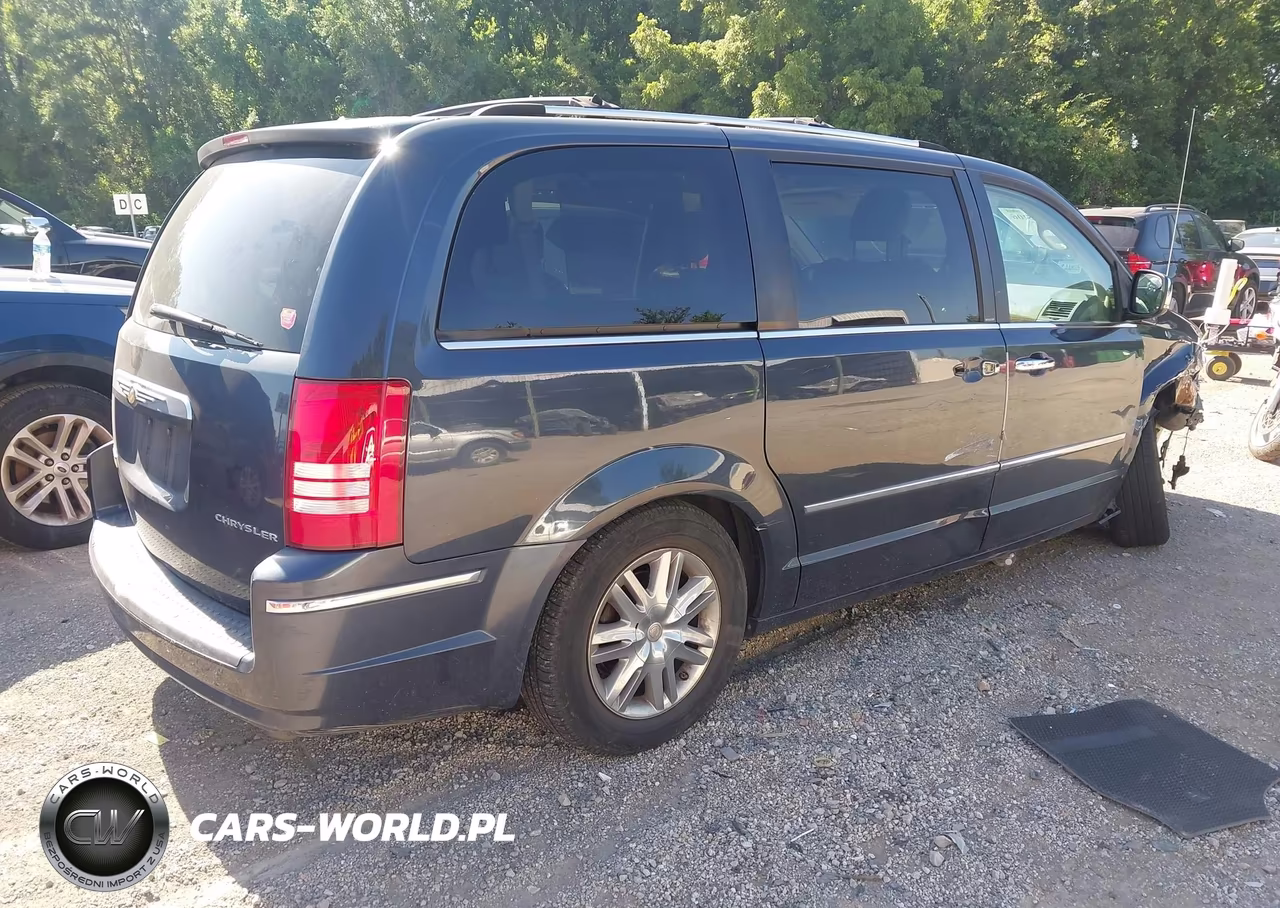 2008 Chrysler Town & Country Limited VIN:2A8HR64X58R792899 - 4