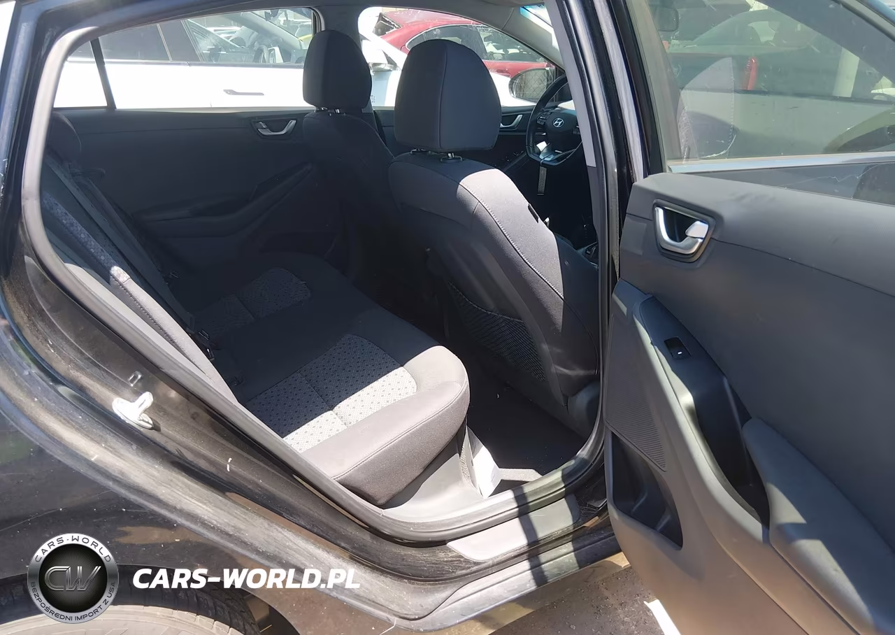 2017 Hyundai Ioniq Hybrid Sel VIN:KMHC75LC8HU054593 - 8