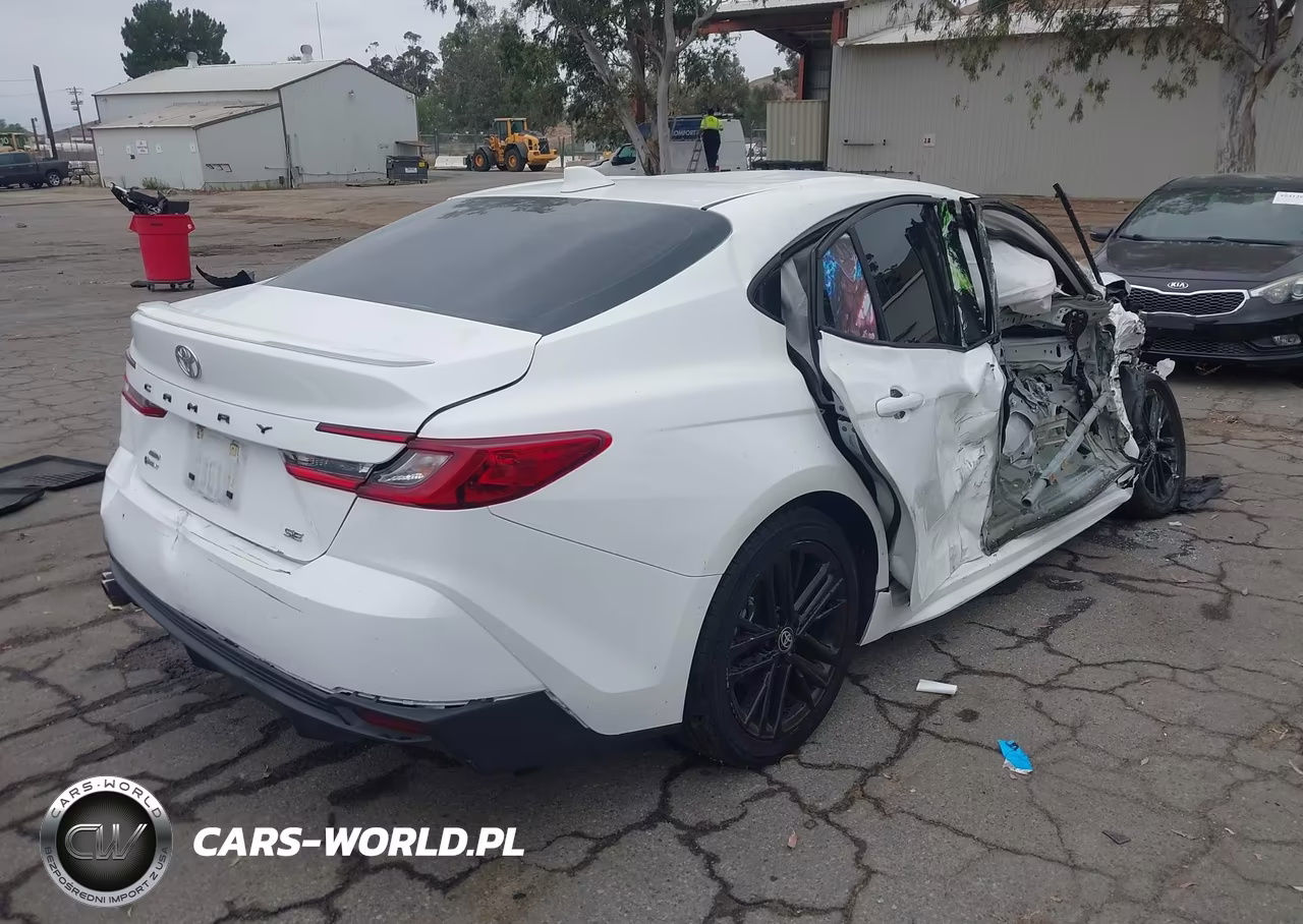 2025 Toyota Camry Se VIN:4T1DBADK3SU007528 - 4