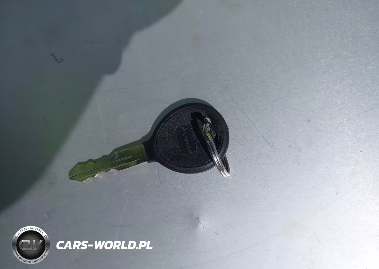 1996 Chrysler Town & Country VIN:1C4GP54L7TB357499 - 11