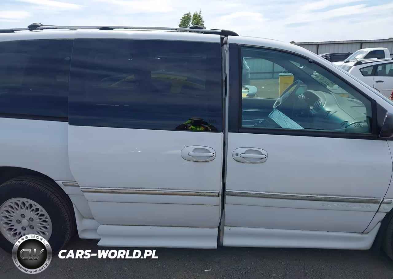 1996 Chrysler Town & Country VIN:1C4GP54L7TB357499 - 6