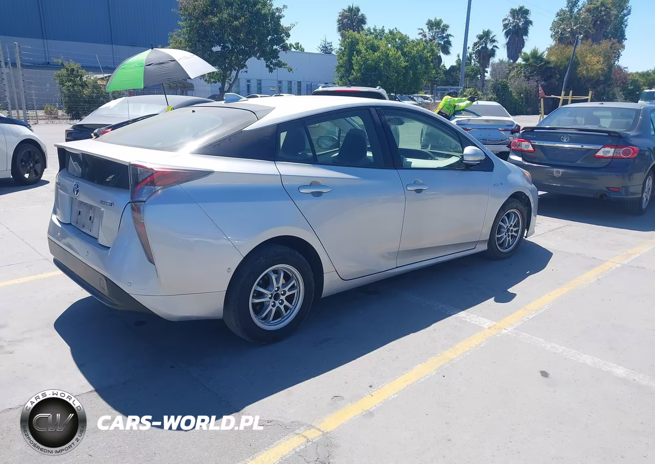 2017 Toyota Prius Two VIN:JTDKBRFU6H3574792 - 4