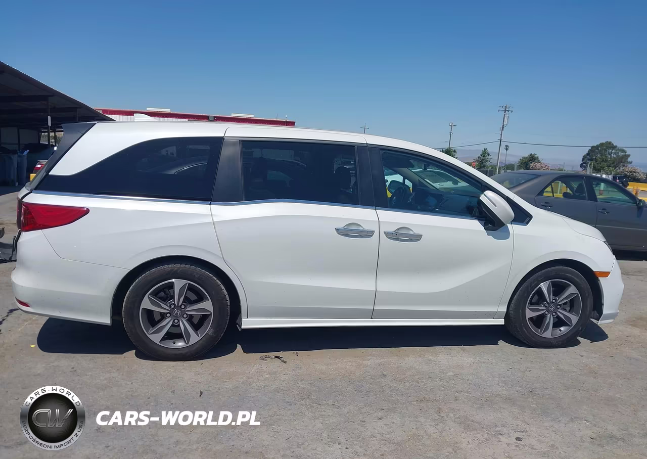 2020 Honda Odyssey Touring VIN:5FNRL6H85LB019371 - 14