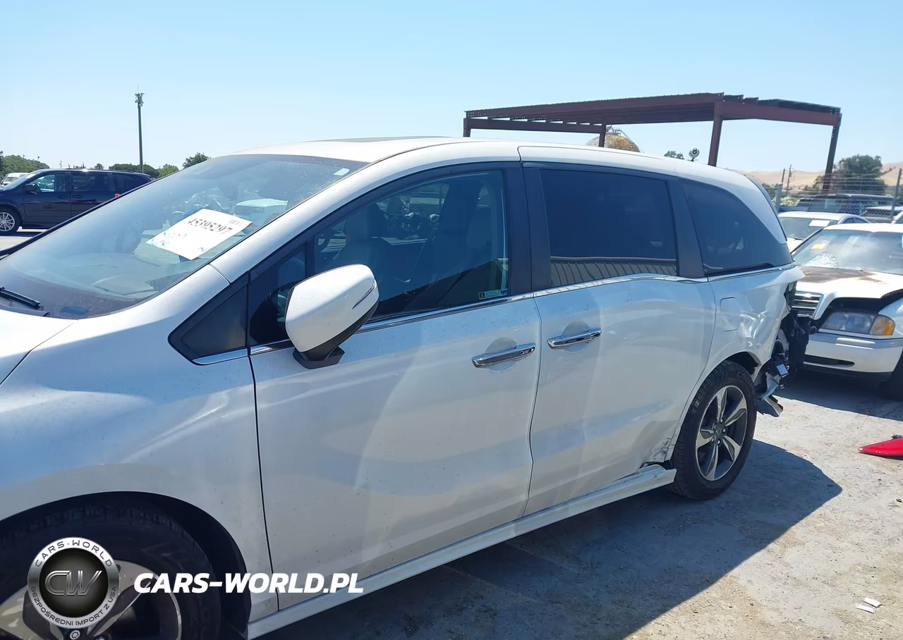 2020 Honda Odyssey Touring VIN:5FNRL6H85LB019371 - 15