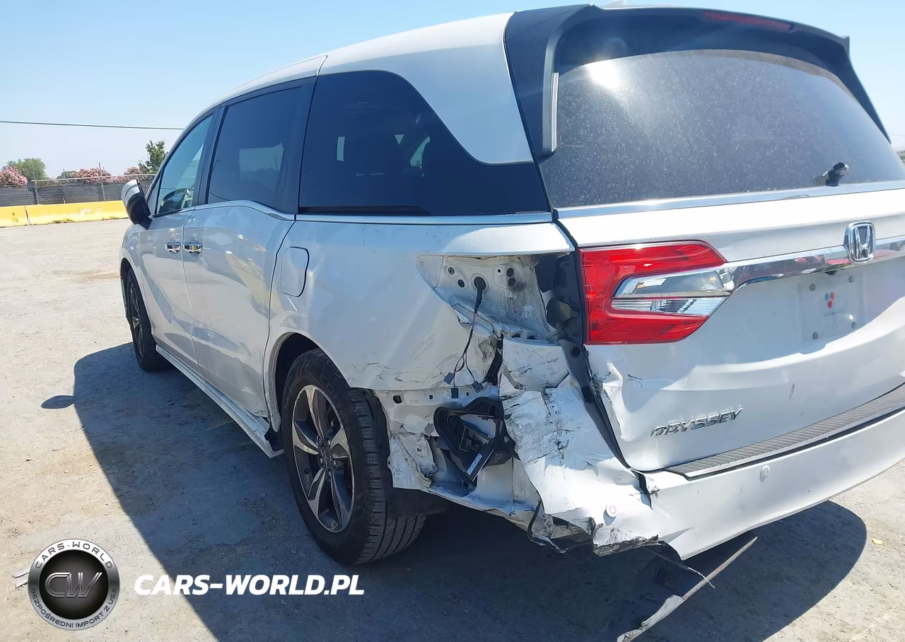 2020 Honda Odyssey Touring VIN:5FNRL6H85LB019371 - 6