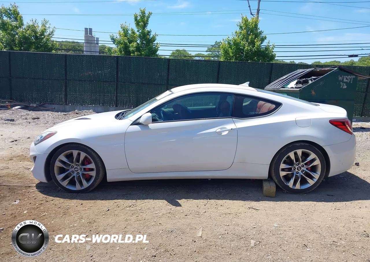 2013 Hyundai Genesis 2.0T R-Spec VIN:KMHHT6KD8DU112178 - 14