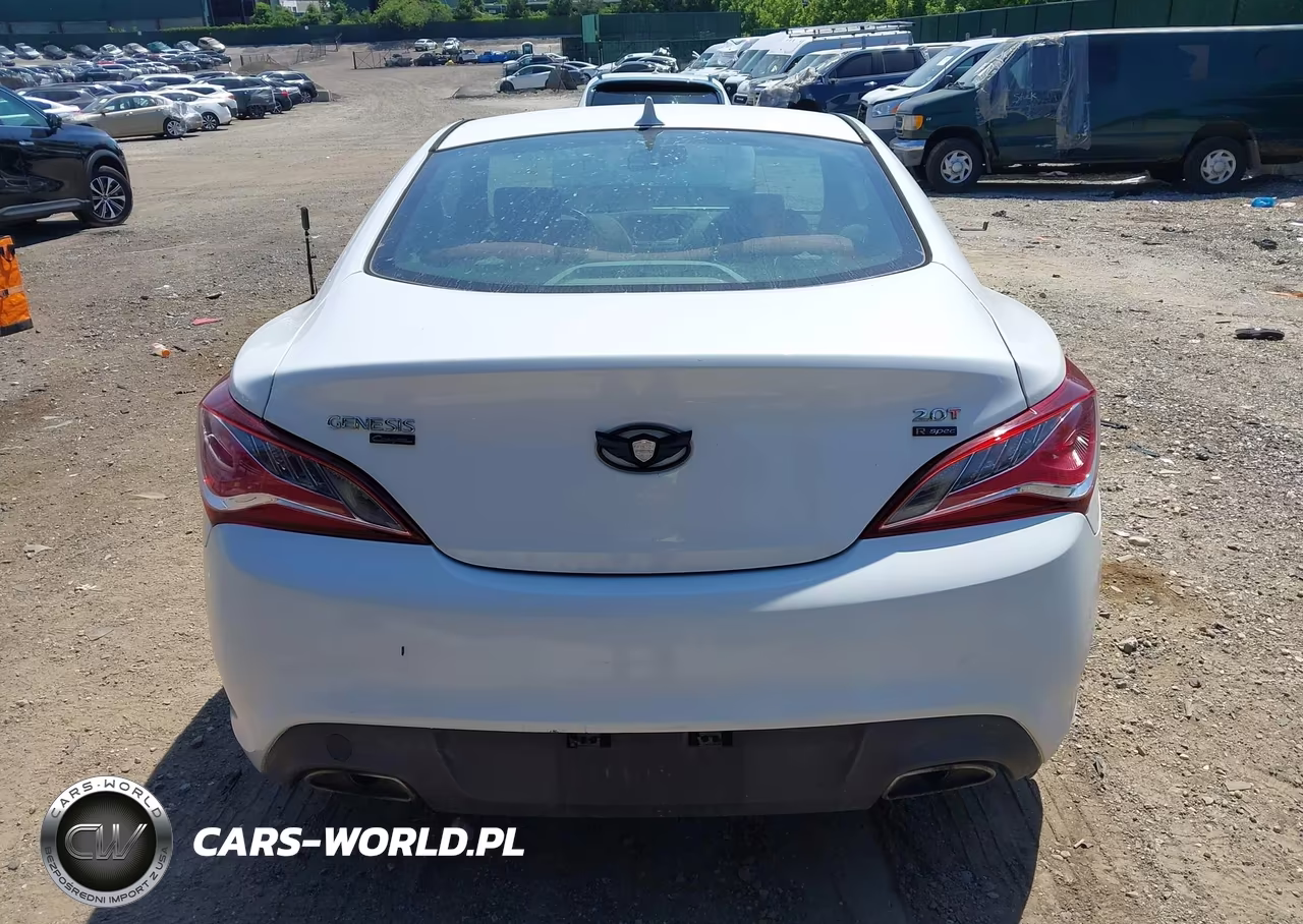 2013 Hyundai Genesis 2.0T R-Spec VIN:KMHHT6KD8DU112178 - 16