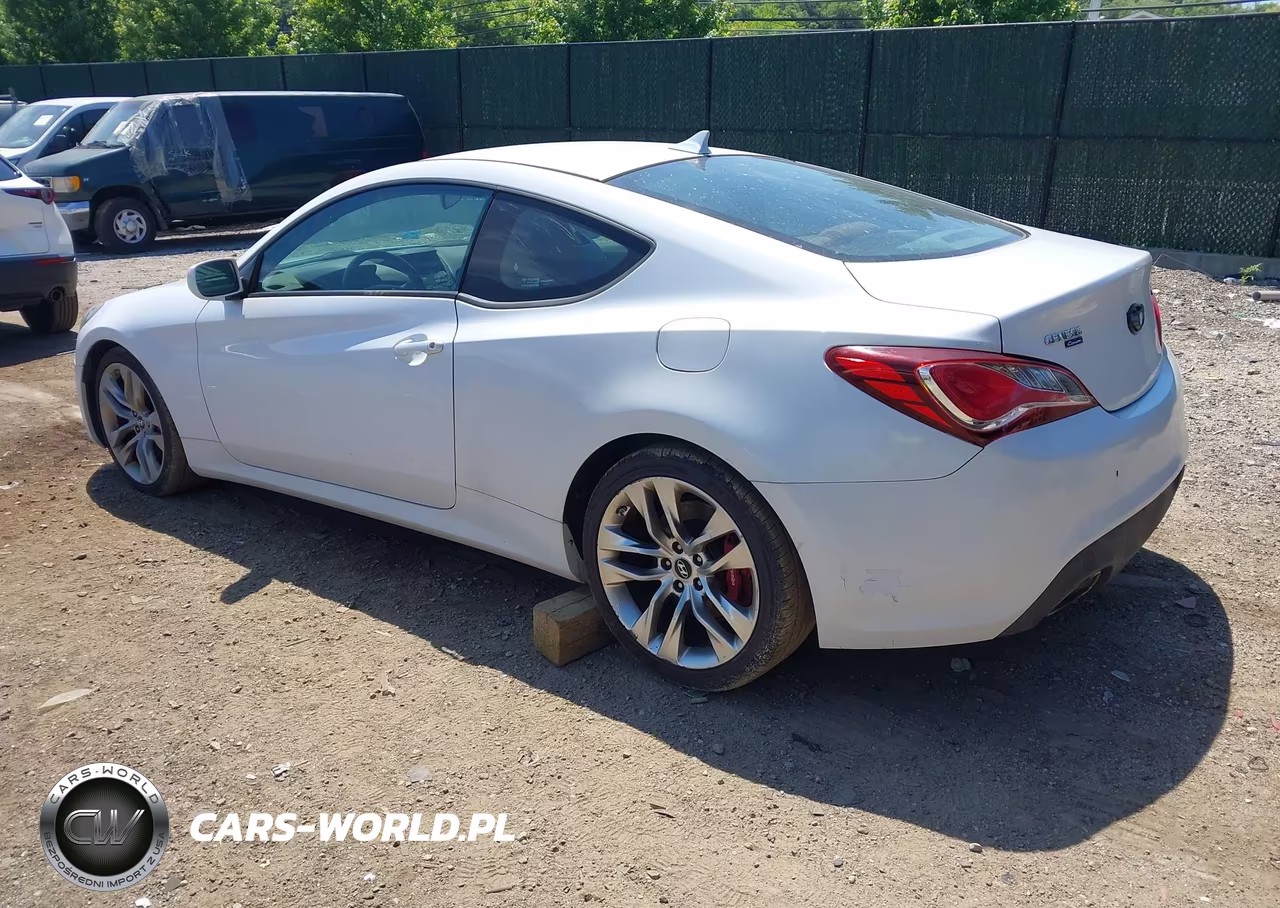 2013 Hyundai Genesis 2.0T R-Spec VIN:KMHHT6KD8DU112178 - 3